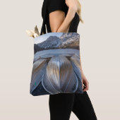 Kanoe bij het meer tote bag (Dichtbij)