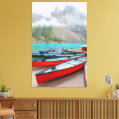 Kanoën bij Moraine Lake Canvas Afdruk (Insitu (Woonkamer))