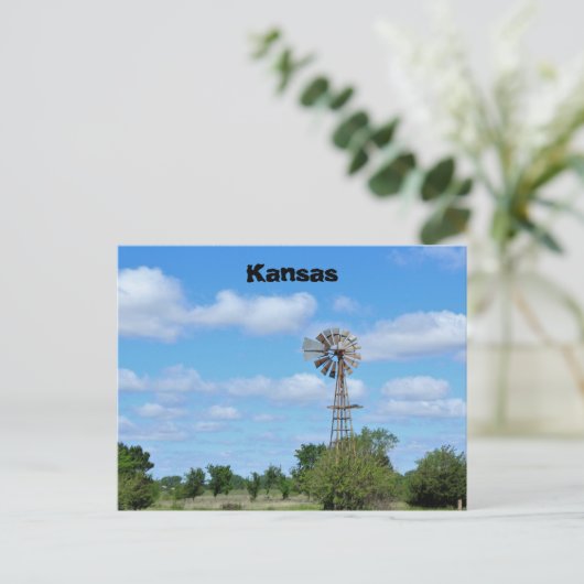 Kansas Country Windmill met blauwe lucht. Briefkaart (Staand voorkant)