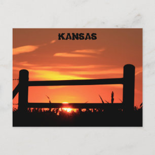 Kansas Sunset met een boerderij hek. Briefkaart
