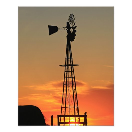 Kansas Windmill Silhouette Sunset met wolken Foto Afdruk (Voorkant)