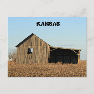 Kansas Wooden Barn in een veld Post Kaart