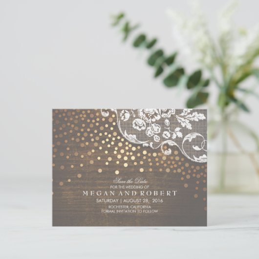 Kant Hout en Goud Confetti Rustiek Save the Date Aankondigingskaart (Staand voorkant)