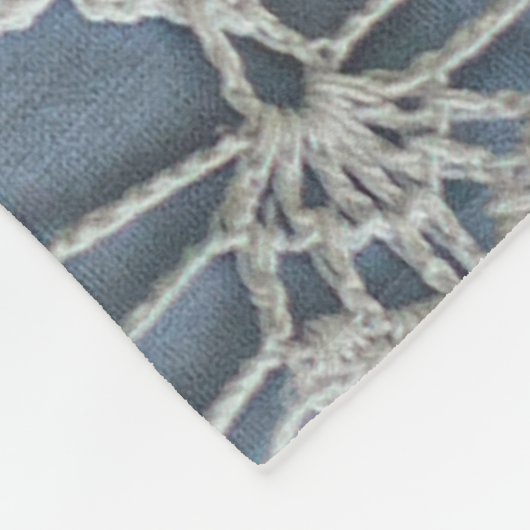  kant: kleine witte rozen. fleece deken (Hoek)