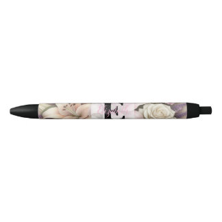 Kant met monogram bloemendecor paarse rozen lavend zwarte inkt pen