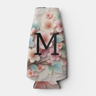 Kant met monogram bloemig roze pastel kersenbloese flesjeskoeler