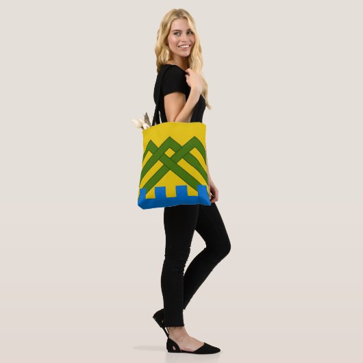 Kanton Wyldewode Populace Badge Tote Bag (Op model)