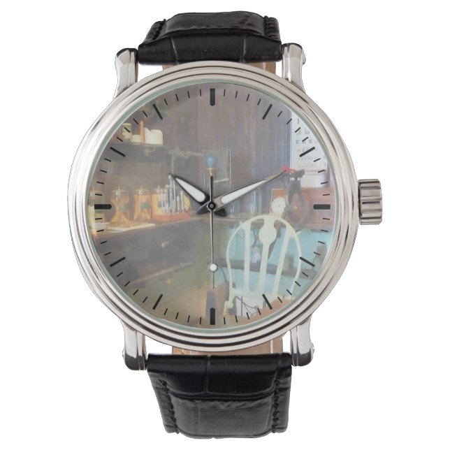 Kantoor van de pediatricus horloge (Voorkant)