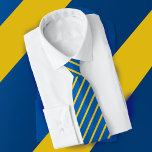 Kantoor voor professionele vlaggenlegant stropdas<br><div class="desc">De Oekraïense stropdas van de Vlag Professioneel en Elegant Kantoor met een klassieke Blauwe en Gele Striped patroonachtergrond,  dubbelzijdig gedrukt.</div>
