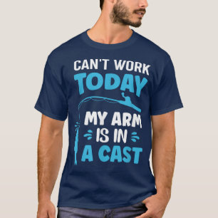 Kantwerk vandaag mijn arm is in een gegoten Vissen T-shirt