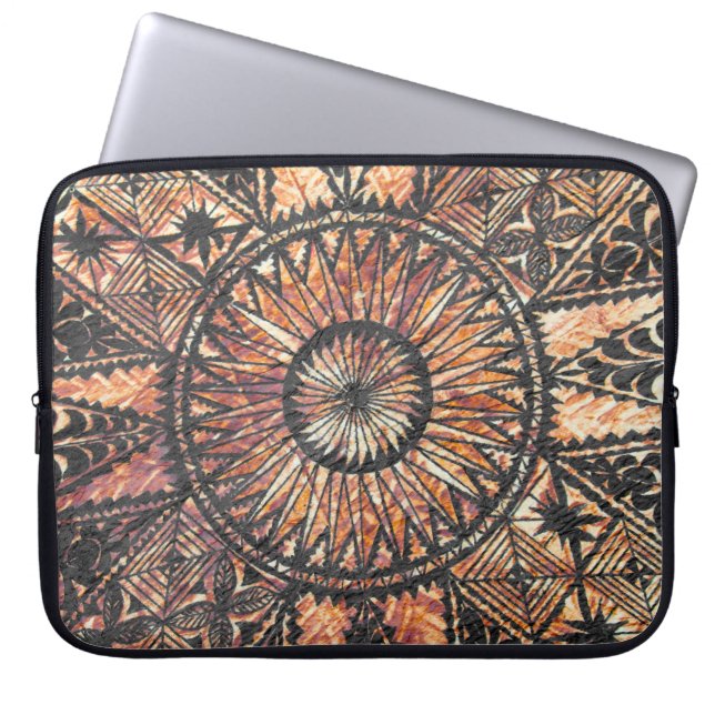 Kapa Primitive Hawaiian Tattoo Tapa Wetsuit suit s Laptop Sleeve (Voorkant)