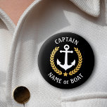 Kapitein Anchor Gold Laurel Black Ronde Button 5,7 Cm<br><div class="desc">Een persoonlijke Button met de naam van uw boot, familienaam of andere gewenste tekst en kapitein of een andere rang indien nodig. Met een aangepast nautisch bootanker, gouden laurelbladeren en sterembleem op zwart of pas de primaire kleur eenvoudig aan op het huidige thema. Maakt een groot cadeau voor vaders dag,...</div>