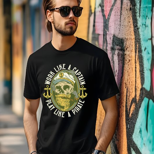 Kapitein en piraat van het Zee T-shirt