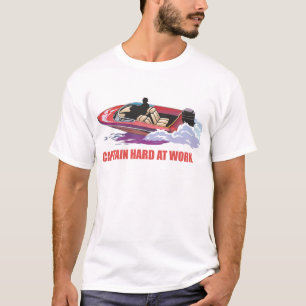 Kapitein op zijn boot met hoge snelheid, waterspat t-shirt