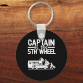 Kapitein van de 5de wiel Funny Camping Sleutelhanger (Voorkant)