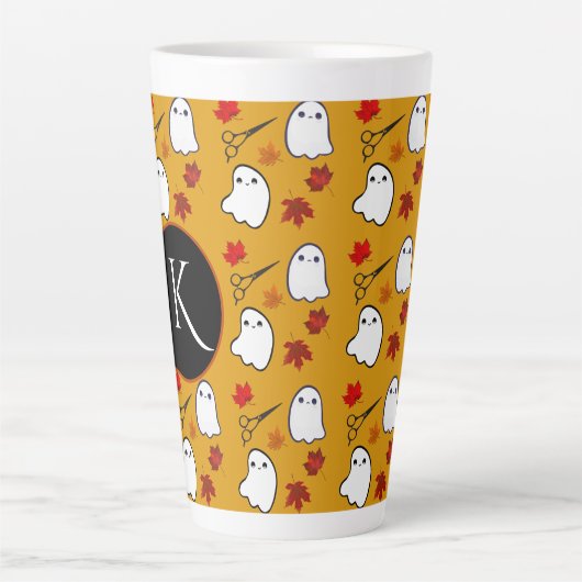 Kapsalon Halloween Ghosts Initiaal Latte Mok (Voorkant)
