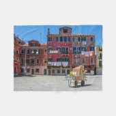 Kar met dozen in Venetië Fleece Deken (Voorkant (Horizontaal))