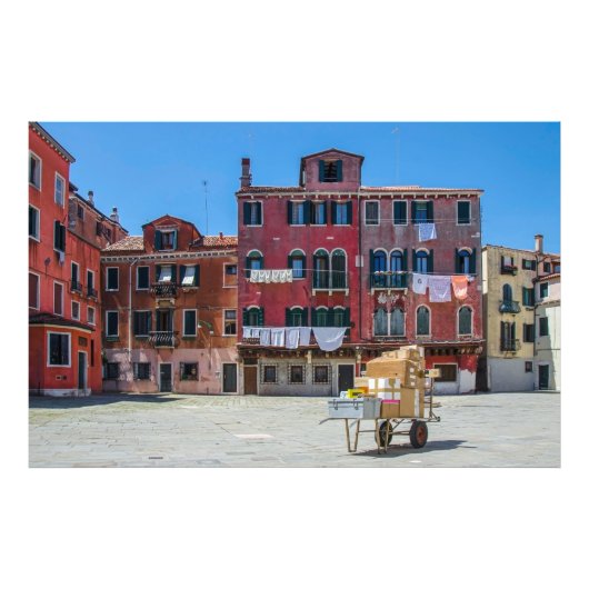 Kar met dozen in Venetië Foto Afdruk (Voorkant)