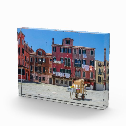 Kar met dozen in Venetië Fotoblokken (Rechts)