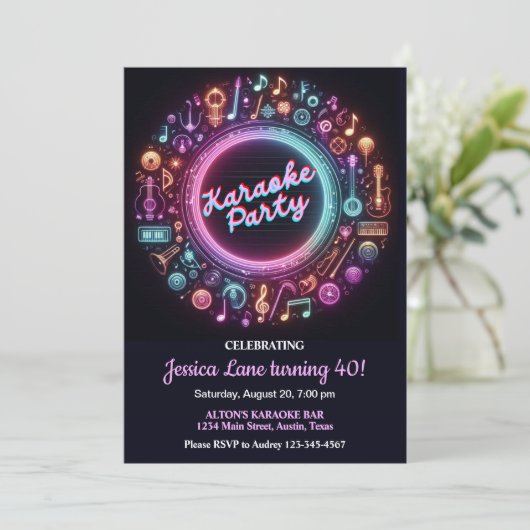 Karaoke verrassingsverjaardag kaart (Staand voorkant)
