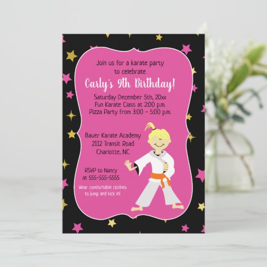 Karate Birthday Invitations Oranje Belt Girl Kaart (Staand voorkant)