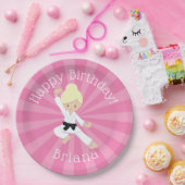 Karate Birthday Party Blonde Hair Girl Pink Papieren Bordje (Feest)