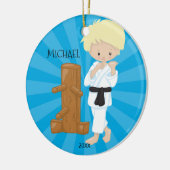 Karate Boy Persoonlijke kerstversiering Keramisch Ornament (Links)