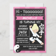 Karate Feestje Blond Haar Meisje Kinderen Verjaard