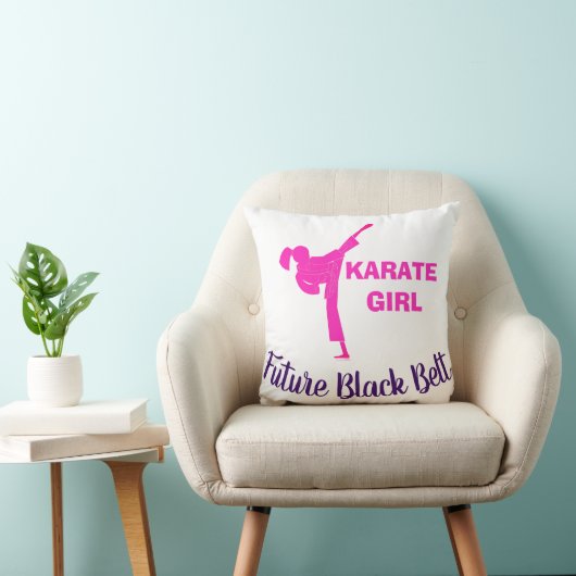 Karate Girl Future Black Belt Motivational Decor Kussen (Stoel)