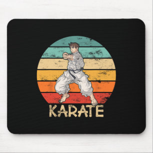 Karate Grunge Ontwerp Karate Fighter Maakt Punch I Muismat