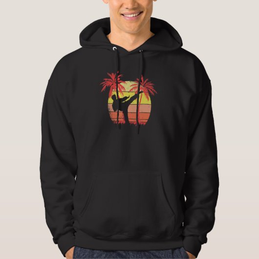 Karate High Kick Summer Sunset 80s Palm Hoodie (Voorkant)