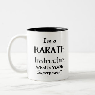 karate instructeur tweekleurige koffiemok