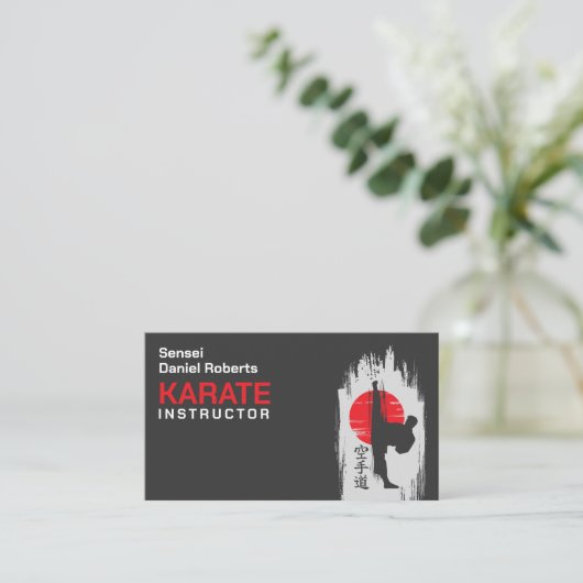 Karate instructor - Kanji and karateka silhouette  Visitekaartje (Staand voorkant)