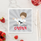 Karate jongen rode vechtsporten verjaardag servet (Insitu)