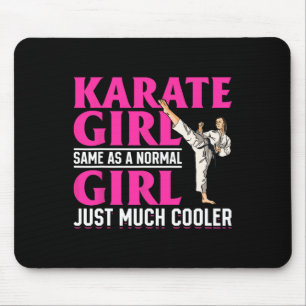 Karate Karate Girl is net hetzelfde als een normaa Muismat