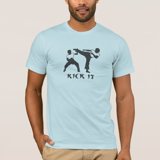 Karate Kick it T-shirt (Voorkant)