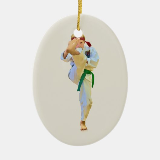 Karate Kicking Ornament (Voorkant)