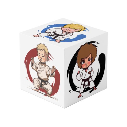Karate Kids Kubus (Voorkant hoekig)