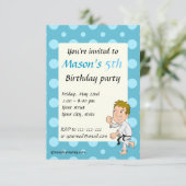 Karate kind cartoon verjaardagsdagsuitnodigingen kaart (Staand voorkant)