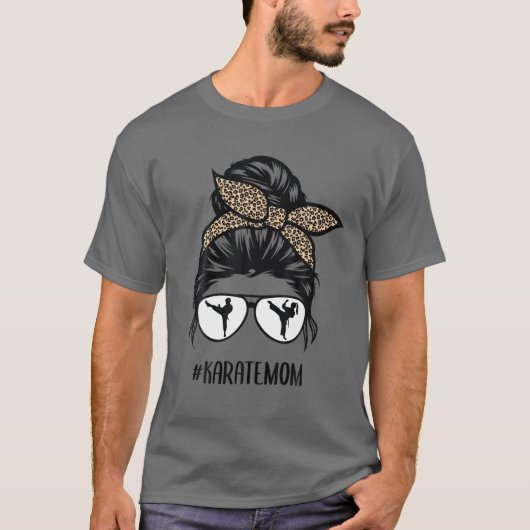 Karate mam Leopard Messy Bun Hair Glasses T-shirt (Voorkant)