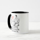 Karate - Mediteer. Cafeïneer. Domineer. Mok (Voorkant links)