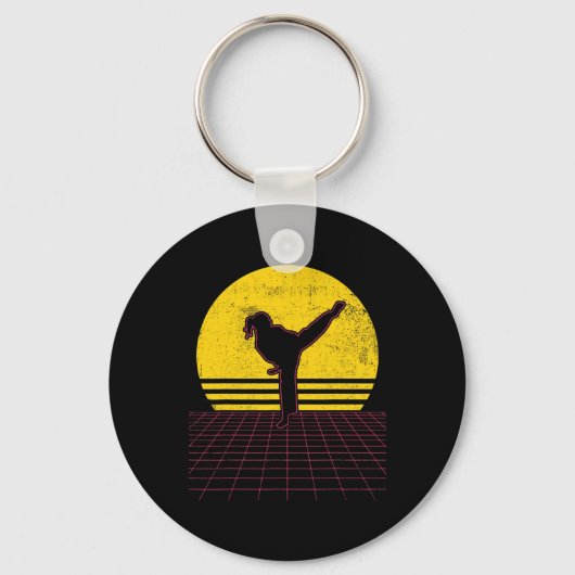 Karate Meisje Vintage Sleutelhanger (Voorkant)