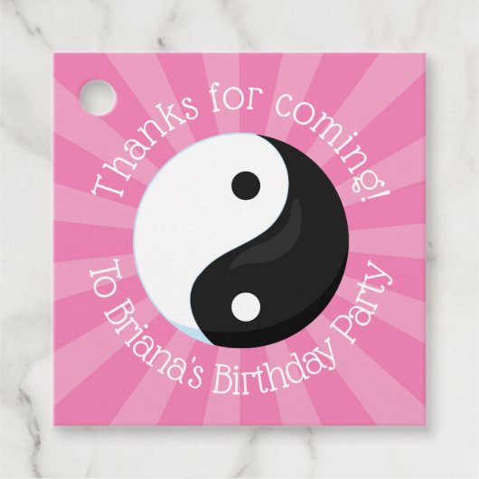 Karate Party Favor Labels voor een meisje (Voorkant)