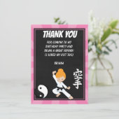 Karate Red Hair Girl Birthday Party Dank je Invi Kaart (Staand voorkant)