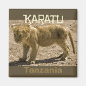 Karatu Tanzania Afrika Koelkast Magneet Leeuw welp (Voorkant)