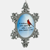 Kardinaal, bezoeker uit de hemel tin sneeuwvlok ornament (Links)
