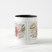 Kardinaal in een dennenboom in de winter mok (Midden)