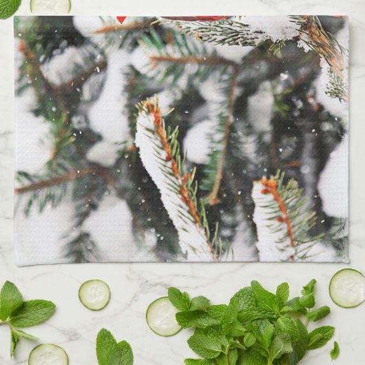 Kardinaal in een dennenboom theedoek (Gevouwen)