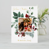 Kardinaal kerstfoto van Bird & Pine Merry Folie Uitnodiging (Staand Voorkant)