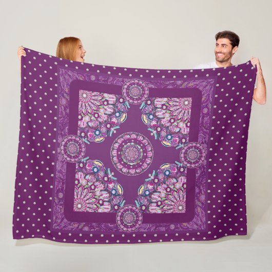 Kardinaal rode Rosace Fleece Deken (In situ)
